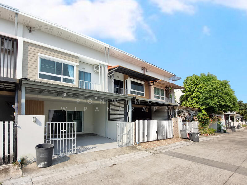 Villette Lite Pattanakarn, Bangkok, Soi Phatthanakan 38, Phatthanakan Road, Suan Luang, Suan Luang, Bangkok, 3 Bedrooms, 135 sqm, Townhouse For Sale, by Ponwimol Wipanarapai, 11699091 - DDproperty.com