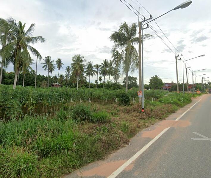 Land for sale in Huai Yai, Pattaya, area 2 rai, next to the entrance to Motorway, Chon Buri (Pattaya), Huai Yai, Bang Lamung (Pattaya), Chon Buri (Pattaya), , 4,527 sqm, Land For Sale, by RICHWELL INTERPLUS, 11699334 - DDproperty.com