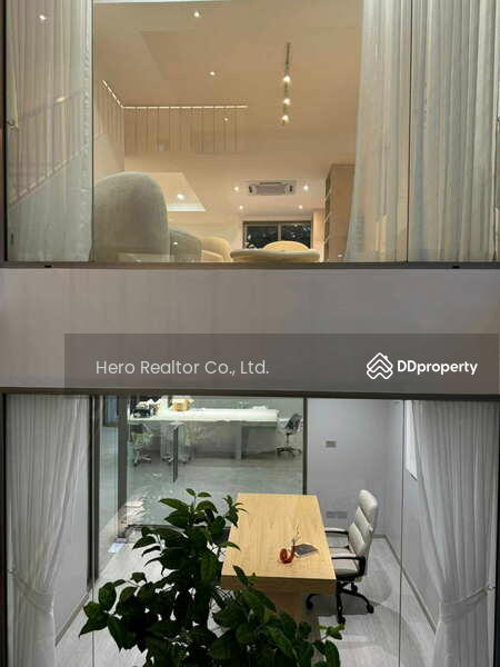 ขาย - For Sale Bangkok Home Office Ratchadaphisek Road BTS Ratchayothin Chatuchak BRE23335, กรุงเทพ