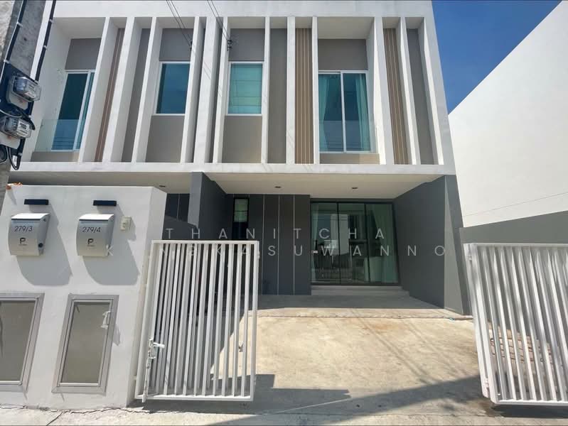 โครงการเดอะพราว วงแหวน-รามอินทรา กรุงเทพมหานคร ( The Proud Wongwaen-Ramintra Project, Bangkok ), Bangkok, Bang Chun, Khlong Sam Wa, Bangkok, 3 Bedrooms, 125 sqm, Townhouse For Sale, by Thanitcha Kangkasuwanno, 11699535 - DDproperty.com