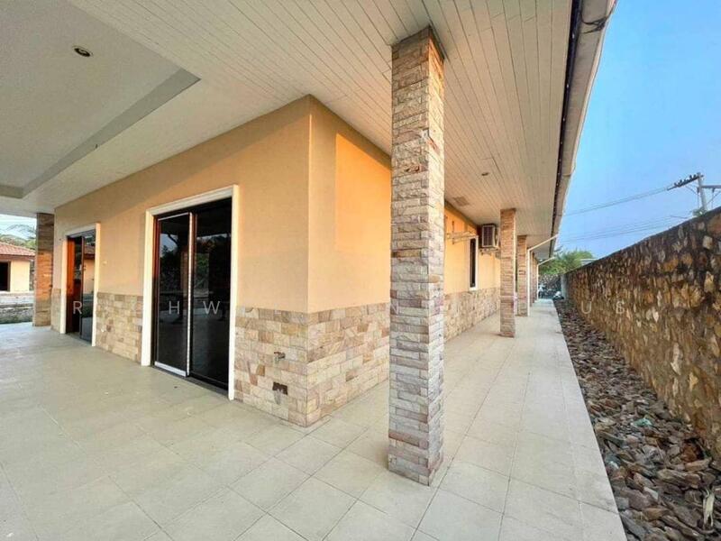 House for sale with 7 rai of land in Takhian Tia, on 2 sides of a concrete road, next to a canal, Chon Buri (Pattaya), Ta Khian Tia, Bang Lamung (Pattaya), Chon Buri (Pattaya), , 12,168 sqm, Land For Sale, by RICHWELL INTERPLUS, 11699746 - DDproperty.com