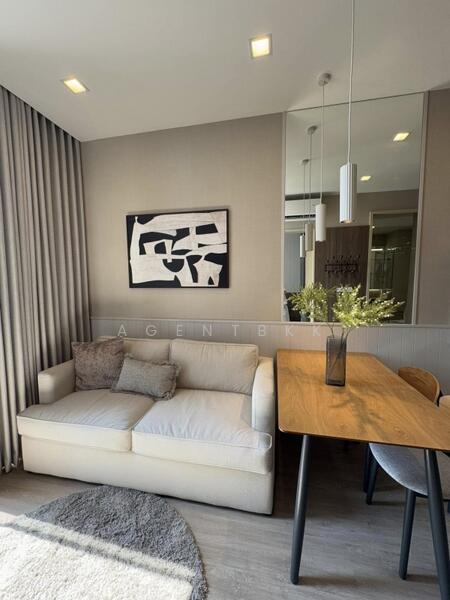 Noble State 39, Bangkok, 35 Soi Sukhumvit 39, Khlong Tan Nua, Watthana, Bangkok, 1 Bedroom, 30 sqm, Condo For Rent, by Agentbkk, 11699808 - DDproperty.com