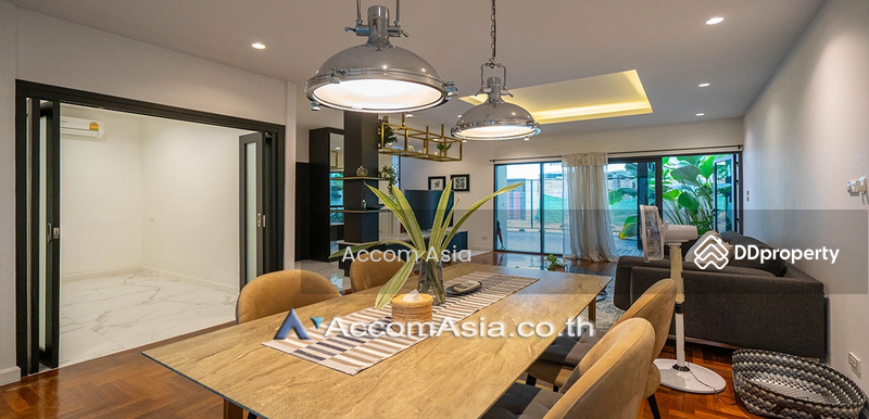 ขาย - Townhouse in Bangkok, กรุงเทพ
