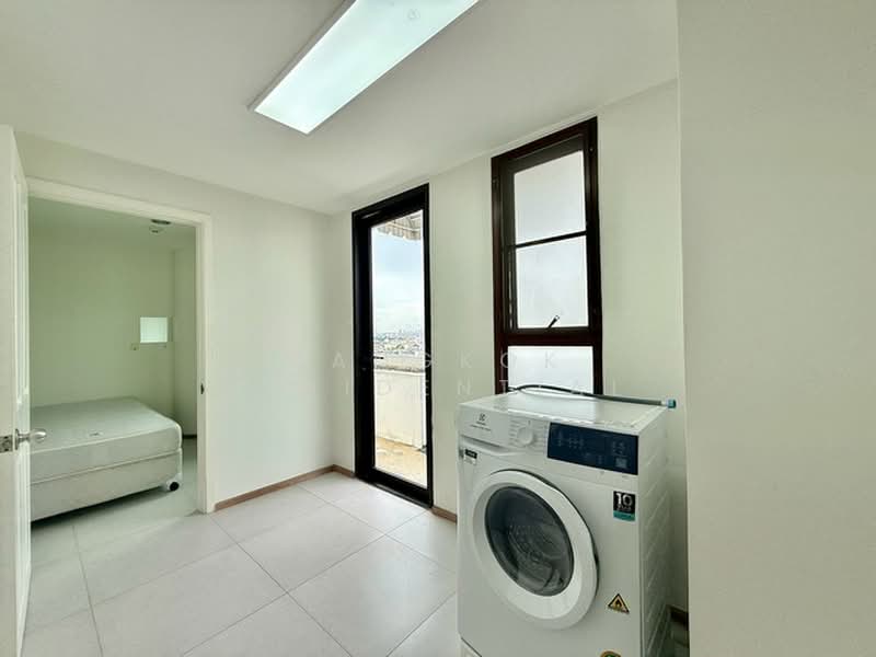 Baan Thai Living Ekkamai, Bangkok, 40 Soi Pridi Banomyong 31, Khlong Tan Nua, Watthana, Bangkok, 4 Bedrooms, 463 sqm, Condo For Rent, by Bangkok Residential, 11700122 - DDproperty.com