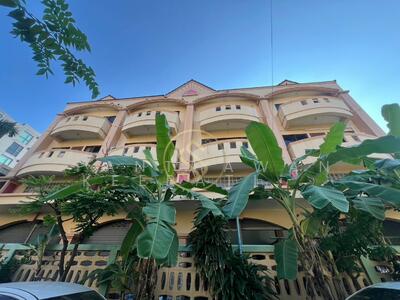 ขาย - ขายตึกแถว 4 คูหา ซอยพหลโยธิน 59 ใกล้ BTS พหลโยธิน 59, กรุงเทพ