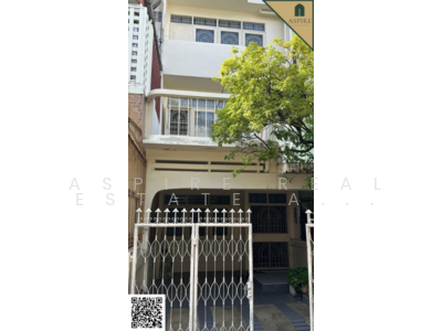 ขาย - ทาวน์เฮ้าส์ 3 ชั้น ซอยสุขุมวิท 65, กรุงเทพ