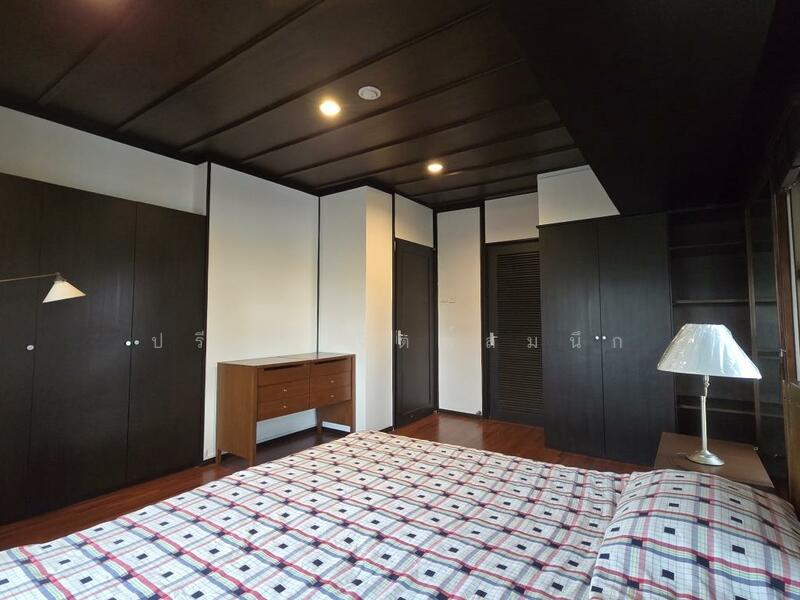 For Rent - Low-rise Apartment 3 bedrooms around BTS Ari, Bangkok