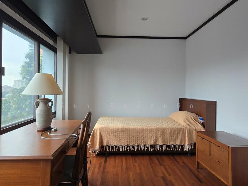 For Rent - Low-rise Apartment 3 bedrooms around BTS Ari, Bangkok