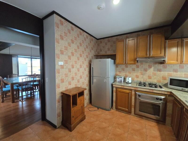 For Rent - Low-rise Apartment 3 bedrooms around BTS Ari, Bangkok