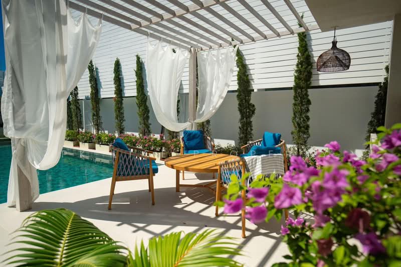 7R0855 Pool villa for rent 4 bedroom 5 bathroom 250,000/month at rawai have fully furnished, Phuket, Rawai, Muang Phuket, Phuket, 4 Bedrooms, 550 sqm, Villa For Rent, by PK LIFE Property, 11701192 - DDproperty.com