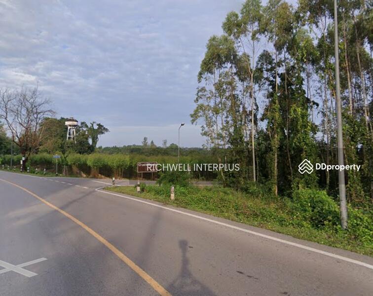 For Sale - Land for sale in Lat Takhian, 17 rai, on 2-sided asphalt road, near Highway 304 - 11 km., Prachin Buri