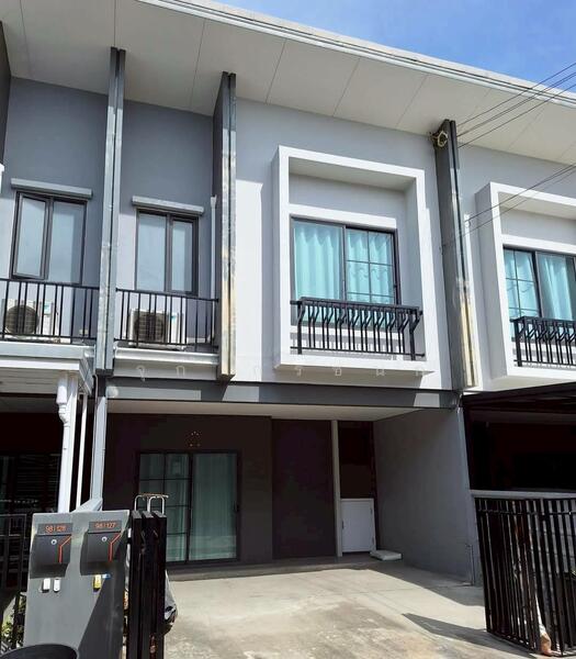 For Rent - Britania Wongwaen Chatuchot : บริทาเนีย วงแหวน จตุโชติ, Pathum Thani