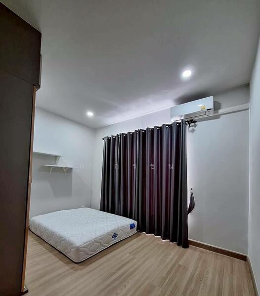 For Rent - Britania Wongwaen Chatuchot : บริทาเนีย วงแหวน จตุโชติ, Pathum Thani