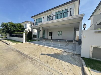 ขาย - Laddarom Chatuchot 15 : ลัดดารมย์ จตุโชติ 15, กรุงเทพ