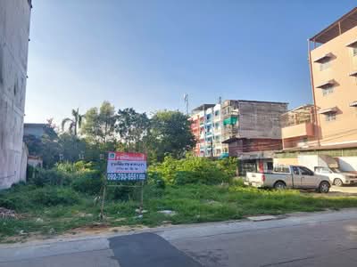 ขาย - ขายที่ดินเปล่า ซอยเฉลิมพระเกียรติ ร.9 ซอย 6 แปลงมุมด้านติดถนน ด้านติดซอย, กรุงเทพ