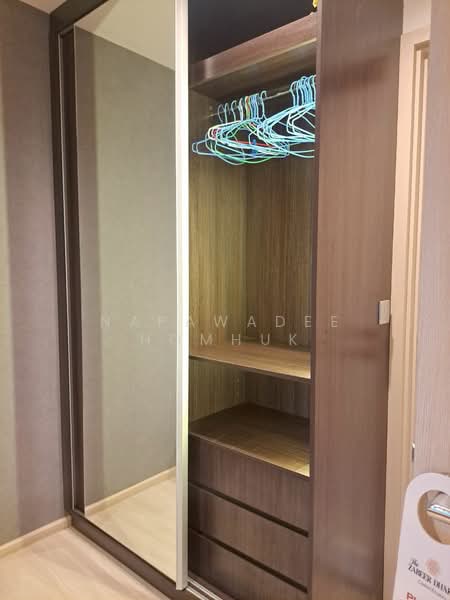 Life One Wireless, Bangkok, 1 Wireless Road, Lumphini, Pathum Wan, Bangkok, 2 Bedrooms, 70 sqm, Condo For Rent, by Napawadee Homhuk, 11701783 - DDproperty.com