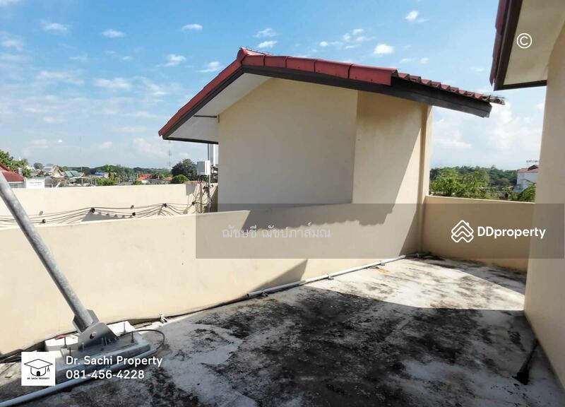 ขาย - อาคารพาณิชย์ ตัวเมืองลำพูน 2 คูหา 35.1 ตรว. (ห้องมุม) ใกล้ วัดพระธาตุหริภุญชัย, ลำพูน