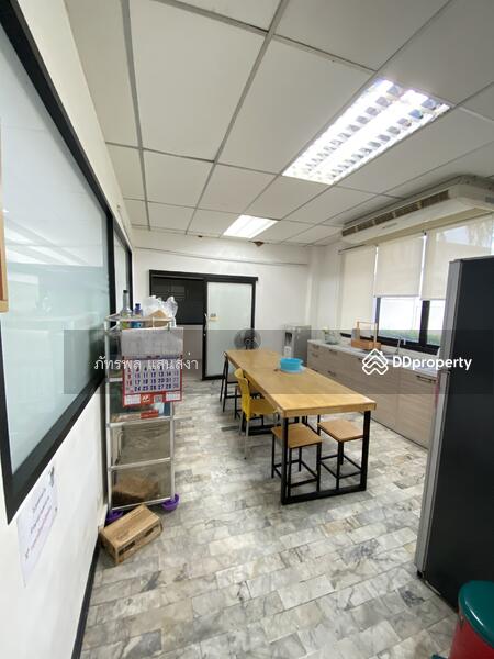 ให้เช่า - อาคารสำนักงานให้เช่าติดถนนใหญ่ Juthamard Assetอาคาร2ชั้น, กรุงเทพ