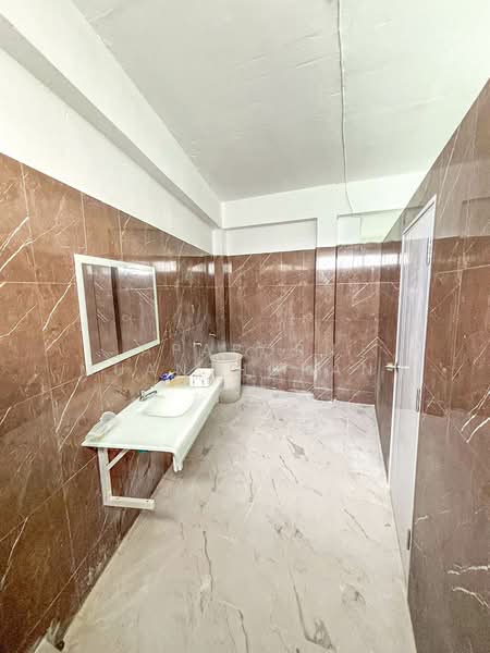 For Sale - อาคารพาณิชย์คู่ 2 ห้องใกล้ ทางด่วนใหม่ ใกล้วัดพะเนียงแตก นครปฐม ทำเลดี ไม่ควรพลาด, Nakhon Pathom