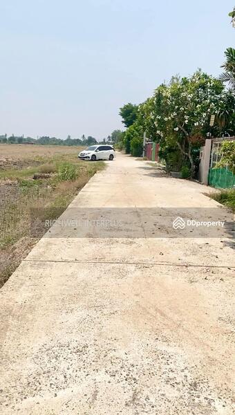 For Sale - Land for sale in Bang Tei, Paet Riew, 1 rai, price 950,000 baht per rai, near road 2004 - 1.2 km., Chachoengsao