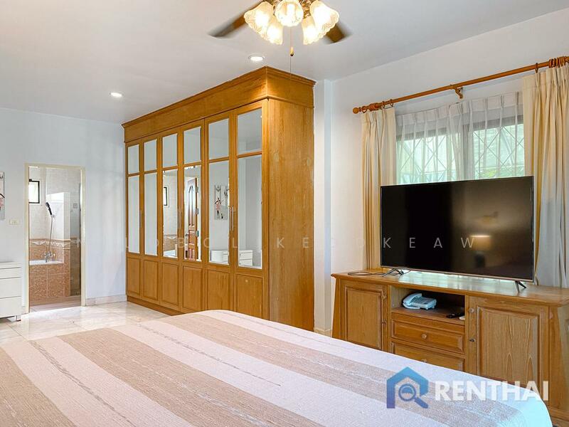 4 bedroom Poll Villa in Pattaya - 9.9M Thb, Private Pool, Garden, Fully Furnished, Chon Buri (Pattaya), Na Kloe, Bang Lamung (Pattaya), Chon Buri (Pattaya), 4 Bedrooms, 268 sqm, Single Detached House For Sale, by Nilobol Keodkeaw, 11703501 - DDproperty.com