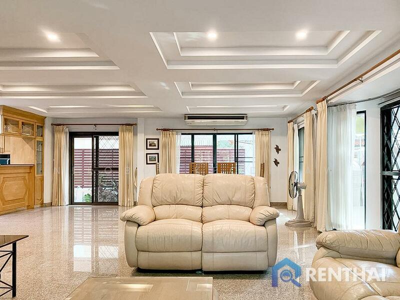 4 bedroom Poll Villa in Pattaya - 9.9M Thb, Private Pool, Garden, Fully Furnished, Chon Buri (Pattaya), Na Kloe, Bang Lamung (Pattaya), Chon Buri (Pattaya), 4 Bedrooms, 268 sqm, Single Detached House For Sale, by Nilobol Keodkeaw, 11703501 - DDproperty.com