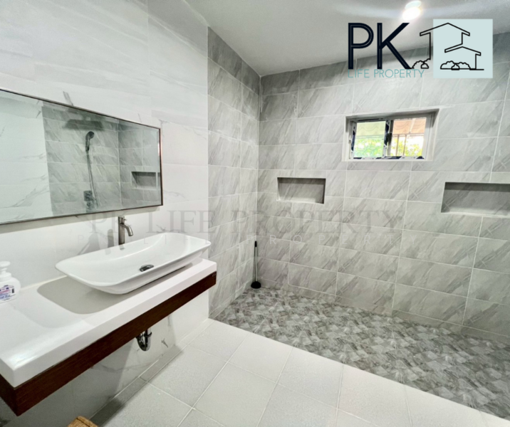 7R0857 Pool villa for rent 4 bedroom 3 bathroom 115,000/month at rawai have fuly furnished, Phuket, Rawai, Muang Phuket, Phuket, 4 Bedrooms, 300 sqm, Villa For Rent, by PK LIFE Property, 11704556 - DDproperty.com