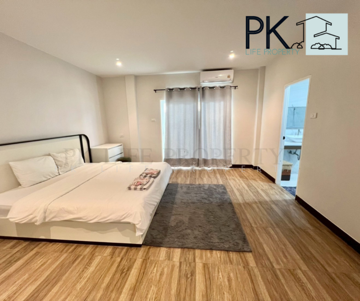 7R0857 Pool villa for rent 4 bedroom 3 bathroom 115,000/month at rawai have fuly furnished, Phuket, Rawai, Muang Phuket, Phuket, 4 Bedrooms, 300 sqm, Villa For Rent, by PK LIFE Property, 11704556 - DDproperty.com