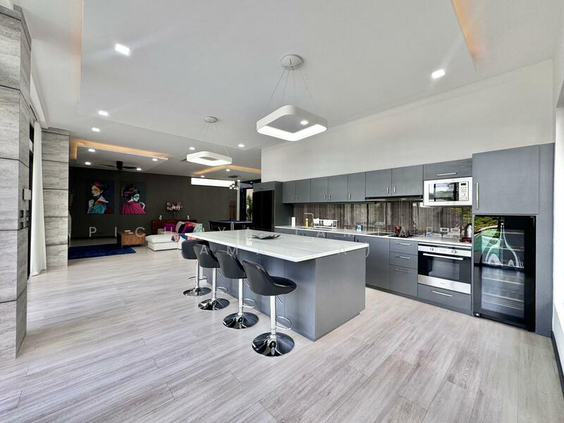 วิลล่าหรู สไตล์โมเดิร์ล 3 ห้องนอน, ราไวย์, ภูเก็ต, ราไวย์, เมืองภูเก็ต, ภูเก็ต, 220 ตร.ม., วิลล่า ให้เช่า, โดย Apichaya Jamjarat (Amanda), 11704631 - DDproperty.com