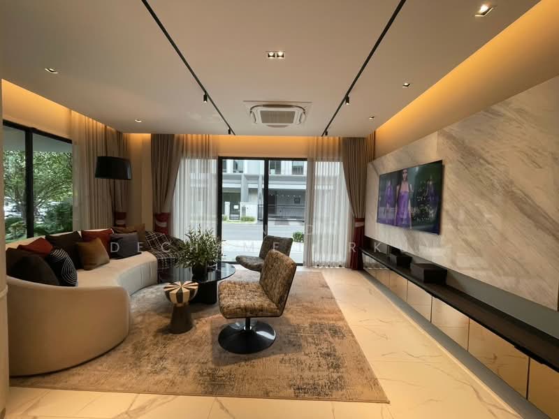 Bangkok Boulevard Signature Ramintra-Phraya Suren, Bangkok, Phraya Suren Road, Bang Chun, Khlong Sam Wa, Bangkok, 4 Bedrooms, 391 sqm, Single Detached House For Sale, by Wanida Dechametarkul, 11704756 - DDproperty.com