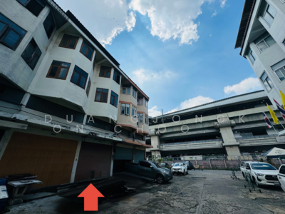 ขาย - ขายถูกมาก อาคารพาณิชย์2คูหา 40ตร.วา. เพียง 6.9ลบ ติดสถานีรถไฟฟ้ารังสิต, ปทุมธานี