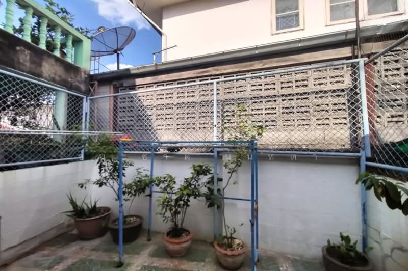 ให้เช่า ทาวน์เฮาส์ หมู่บ้าน ณัฐกานต์ 3 เนื้อที่ 25.1 ตรว. แขวงคลองถนน เขตสายไหม, Bangkok, Khlong Tanon, Sai Mai, Bangkok, 3 Bedrooms, 64 sqm, Townhouse For Rent, by ชนะชาติ นนท์ตา, 11705981 - DDproperty.com