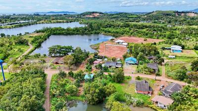 ขาย - ขายที่ดินถมแล้ว ติดอ่างน้ำ พร้อมพัฒนาได้เลย 5 ไร่ 3 งาน 97 ตรว ถนนทางเข้ากว้าง 7 เมตร ลึก 31 เมตร, ระยอง