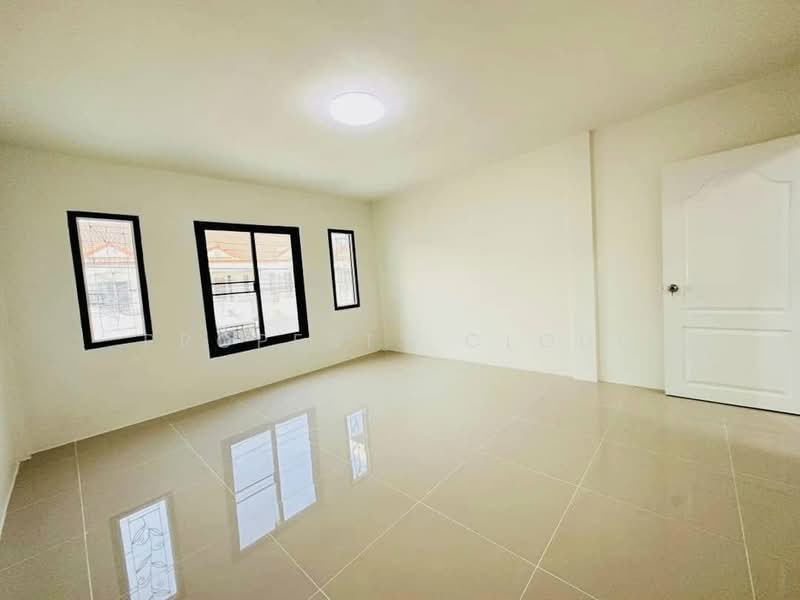 K.C. Ramintra 8, Bangkok, Hathairat Road, Sam Wa Tawan Tok, Khlong Sam Wa, Bangkok, 2 Bedrooms, 100 sqm, Townhouse For Sale, by Nichapa Nuntapun, 11706747 - DDproperty.com
