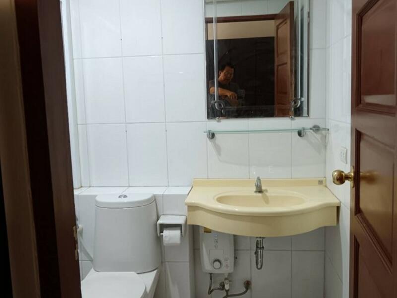 ขาย - Baan Klang Krung Resort (Ratchada 7) : บ้านกลางกรุงรีสอร์ท รัชดา ซอย7, กรุงเทพ