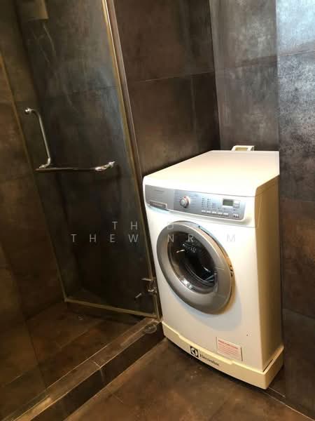 Voque Sukhumvit 16, Bangkok, Soi Sukhumvit 16, Khlong Toei, Bangkok, 1 Bedroom, 52 sqm, Condo For Rent, by Thida Thewinram, 11708917 - DDproperty.com