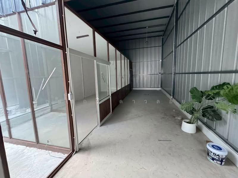 ให้เช่าโกดัง ศรีนครินทร์, Bangkok, Prawet, Prawet, Bangkok, , 126 sqm, Warehouse/Factory For Rent, by กมลกร ดาวลอย, 11709021 - DDproperty.com