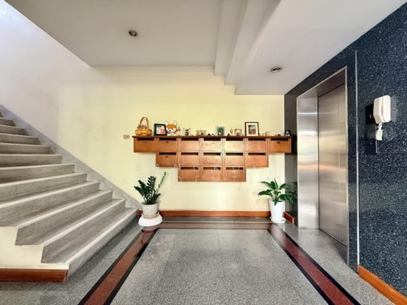 Sawang Apartment, Bangkok, Soi Sathorn 7, Thung Maha Mek, Sathon, Bangkok, 2 Bedrooms, 145 sqm, Condo For Rent, by Bangkok Residential, 11710075 - DDproperty.com