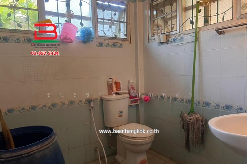 ขาย - บ้านเดี่ยว หมู่บ้าน โตเจริญ 2 เนื้อที่ 65.7 ตรว. อ.นครหลวง จ.อยุธยา, พระนครศรีอยุธยา