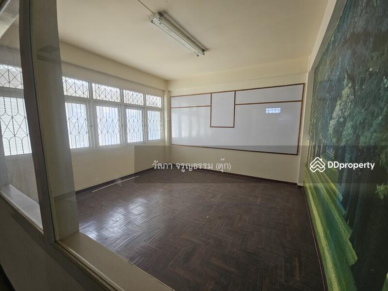 For Rent - For rent office building, warehouse, and available space in a prime location, Samut Prakan