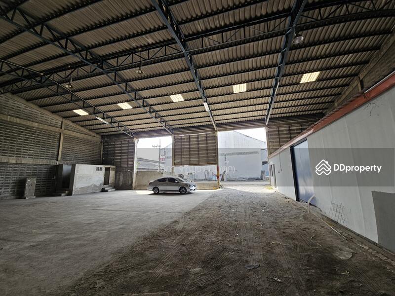 For Rent - For rent office building, warehouse, and available space in a prime location, Samut Prakan