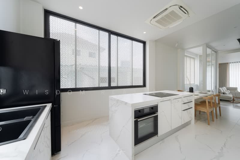 เอกมัย, Bangkok, Phra Kanong Nua, Watthana, Bangkok, 5 Bedrooms, 580 sqm, Single Detached House For Sale, by Wisdom Real Estate, 11711927 - DDproperty.com