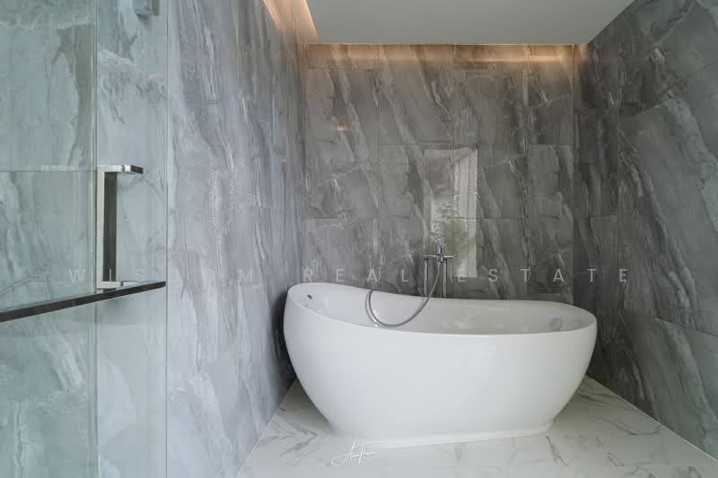 เอกมัย, Bangkok, Phra Kanong Nua, Watthana, Bangkok, 5 Bedrooms, 580 sqm, Single Detached House For Sale, by Wisdom Real Estate, 11711927 - DDproperty.com