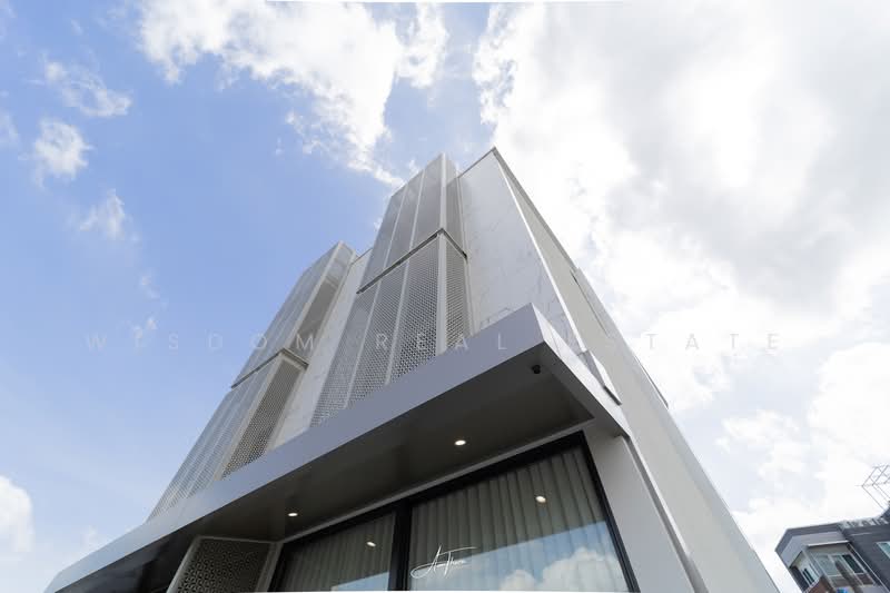 เอกมัย, Bangkok, Phra Kanong Nua, Watthana, Bangkok, 5 Bedrooms, 580 sqm, Single Detached House For Sale, by Wisdom Real Estate, 11711927 - DDproperty.com