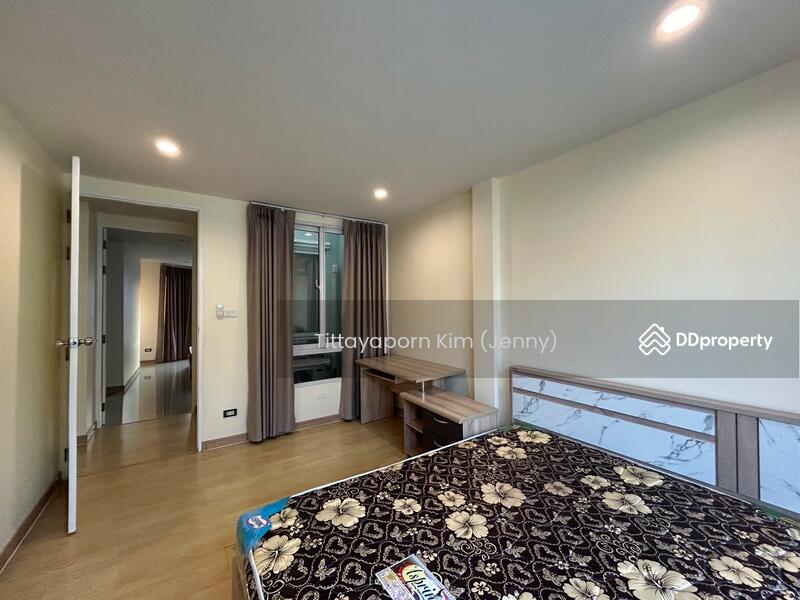 For Rent - Rockgarden Townhome 3F 4 Bed 4 Bath 2 Parking Near The Regent International School Rama 9, Bangkok