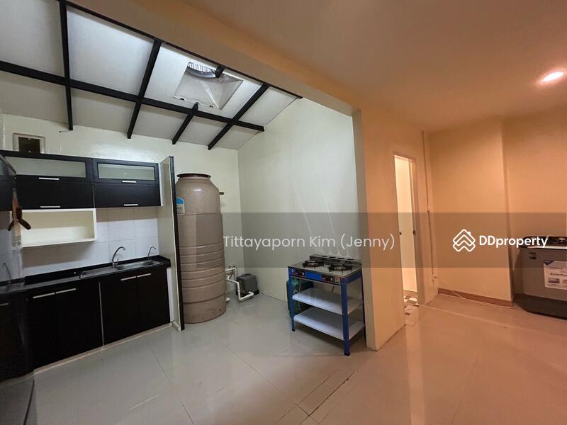 For Rent - Rockgarden Townhome 3F 4 Bed 4 Bath 2 Parking Near The Regent International School Rama 9, Bangkok