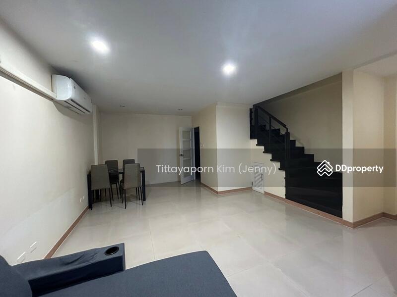 For Rent - Rockgarden Townhome 3F 4 Bed 4 Bath 2 Parking Near The Regent International School Rama 9, Bangkok