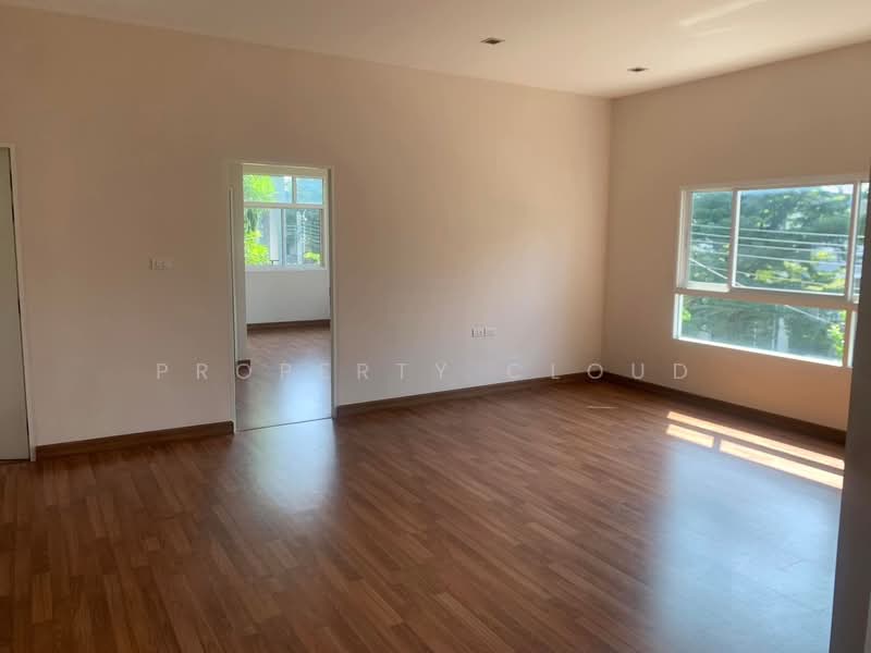 Lalin Greenville Luxe Ramintra, Bangkok, Sam Wa Tawan Tok, Khlong Sam Wa, Bangkok, 4 Bedrooms, 315 sqm, Single Detached House For Sale, by Nichapa Nuntapun, 11712452 - DDproperty.com