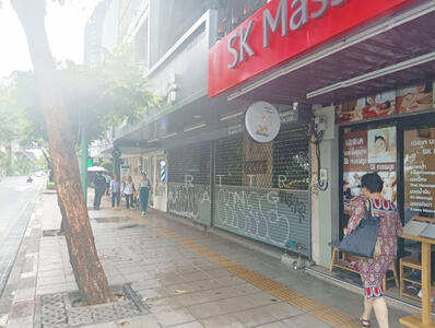 ขาย - อาคารพาณิชย์ ติด Major Ekkamai 3 ชั้น, กรุงเทพ