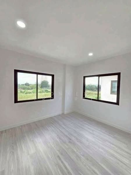 Chuanchompark 2 : ชวนชมพาร์ค 2 บางกรวย – ไทรน้อย, นนทบุรี, หมู่ 3 ตำบลไทรน้อย อำเภอไทรน้อย จังหวัดนนทบุรี, ไทรน้อย, ไทรน้อย, นนทบุรี, 140 ตร.ม., บ้านเดี่ยว ขาย, โดย Connex Property, 11713532 - DDproperty.com